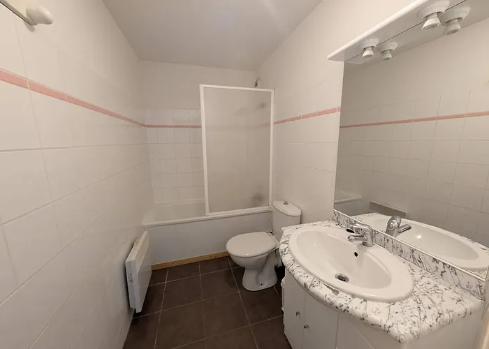 2 Pieces Avec Parking Et Balcon Vue Montagne - Fr-1-593-145 * Les Angles (Pyrenees-Orientales)